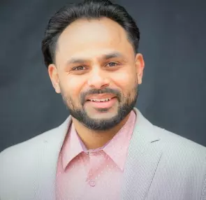 Sahil Khan, Vaughan, Real Estate Agent